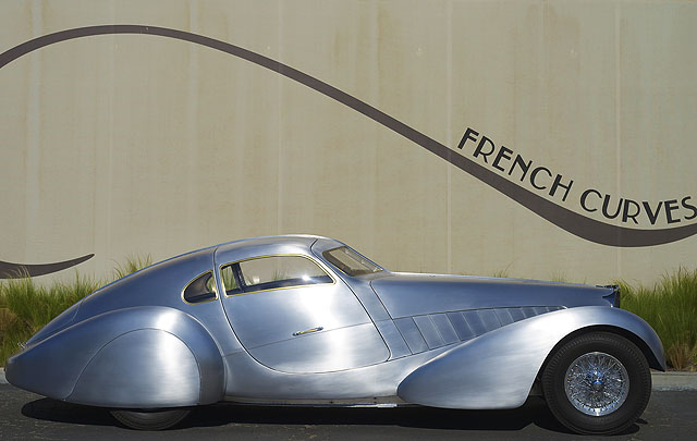 Pameran 'The Art of Bugatti' di Petersen Museum Siap Dibuka  