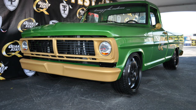 Tommy Pike: Padukan Ford F-100 (1969) dengan Mesin Cadillac CTS-V  