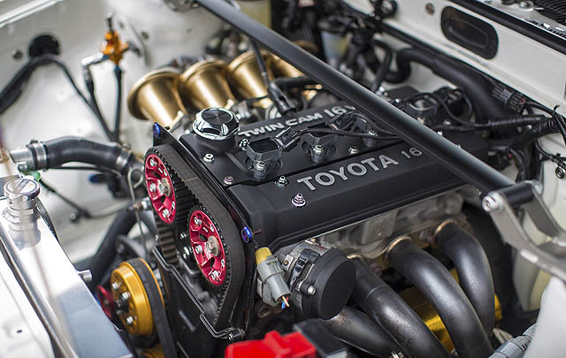 Paduan Apik Fungsionalitas dan Styling Kustom Toyota AE86  