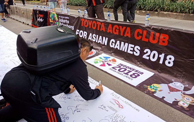 Toyota Agya Club "Gelar Kain" Dukung Atlet Indonesia di Asian Games 2018  