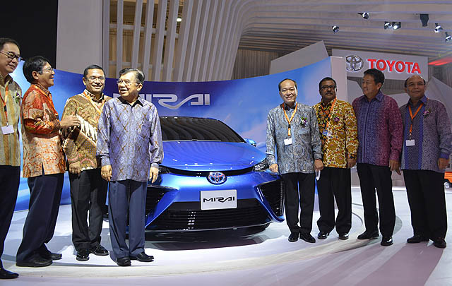 GIIAS 2015, Toyota Astra Motor Hadirkan Mobil Masa Depan
