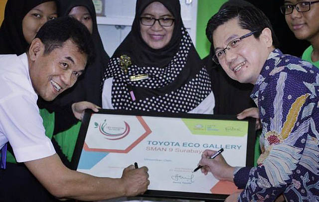 Toyota Bangun 'Eco Gallery' di Berbagai Sekolah di Indonesia  