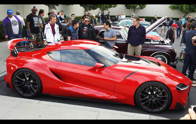 Penampakan Toyota FT-1 di 'Cars and Coffee Irvine'  