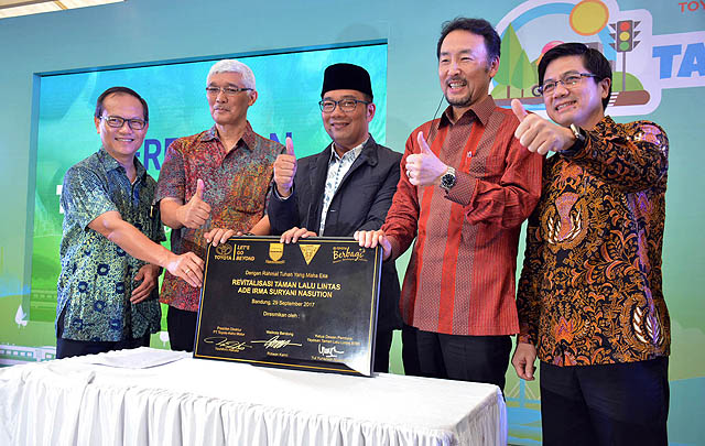 TAM & Ridwan Kamil Resmikan Taman Lalu Lintas Bandung  