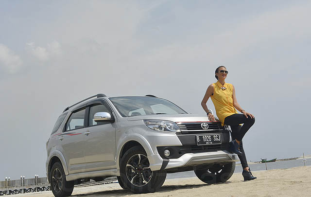 Punya Jiwa Petualang? Ikuti Program 'The Ultimate Adrenalin Rush'!