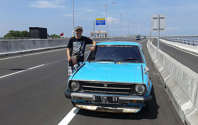 Ratusan Corolla Klasik-Retro Padati Kopdar di Cibubur  