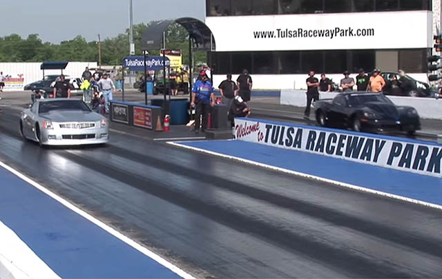 Video: Duel Cadillac vs Corvette Bertenaga 3.000 HP!  