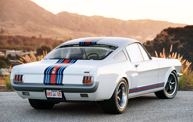 Mustang Fastback 1966, 'A Loud & Fast Art' (Video)  