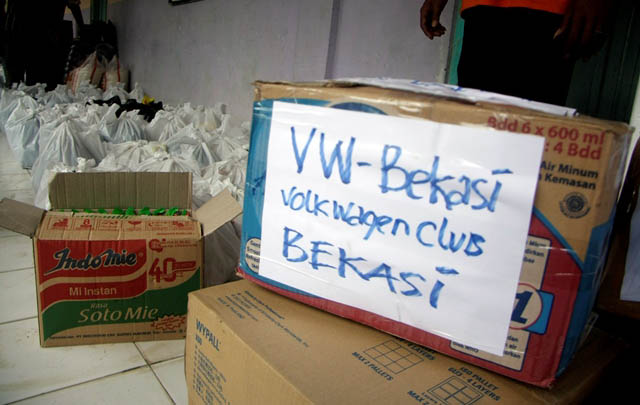 Peduli Korban Banjir, VW Bekasi Gelar Baksos  