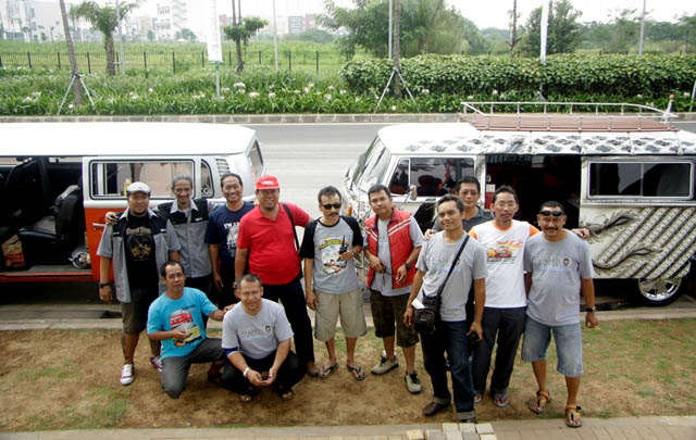 Peduli Korban Banjir, VW Bekasi Gelar Baksos  