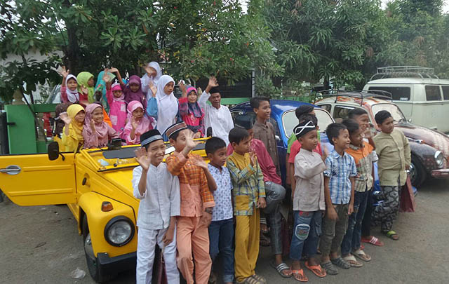 Safari Ramadhan, VW Bekasi Berbagi Bersama Dhuafa