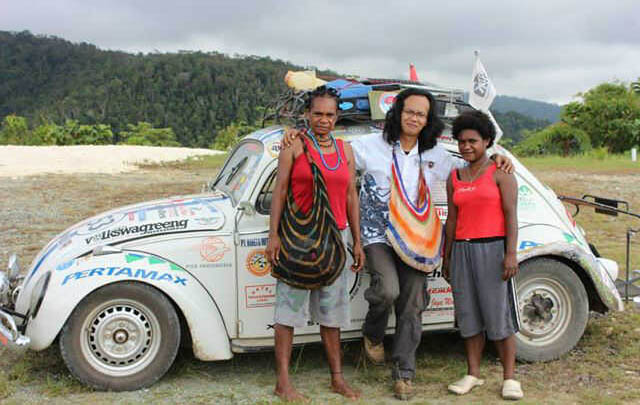 Yudi Herbie, Sukses Jelajahi Bumi Papua  