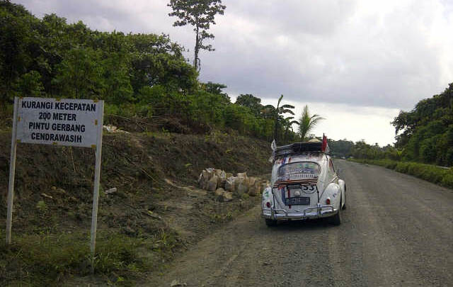 Yudi Herbie, Sukses Jelajahi Bumi Papua  