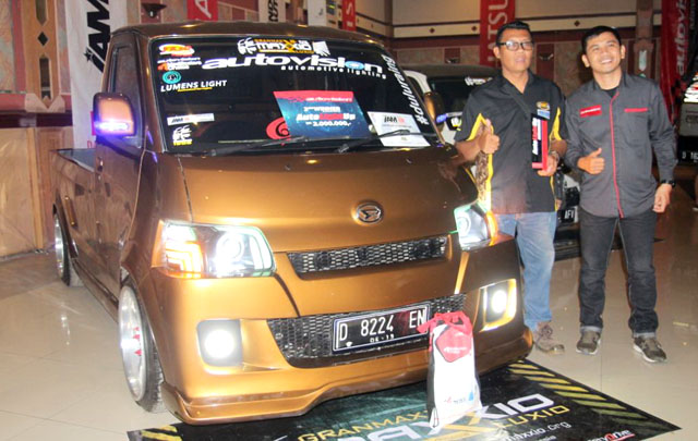 Dari Ajang Autovision AutoLight Up Contest 2018 Seri Keempat Bandung  