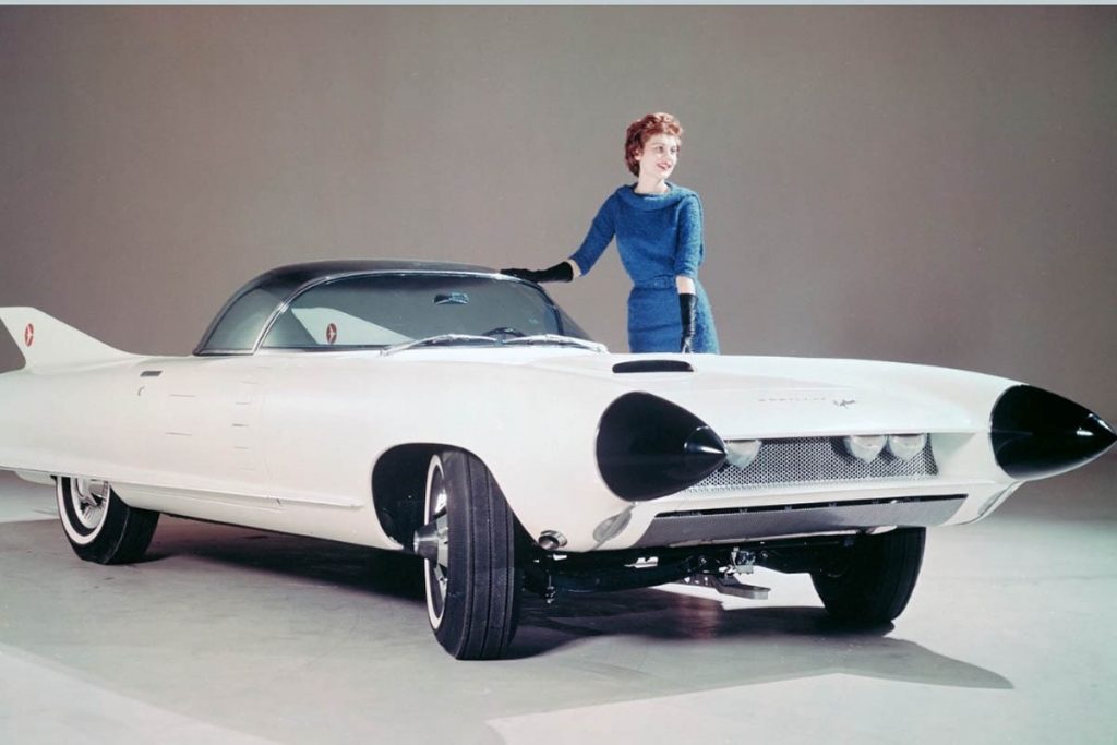 Konsep Retro Unik Cadillac Cyclone 1959 
