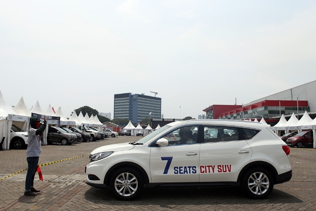 IIMS 2018: DFSK Glory 580 Beri Cash Back Rp 15 Juta, Buruan!  