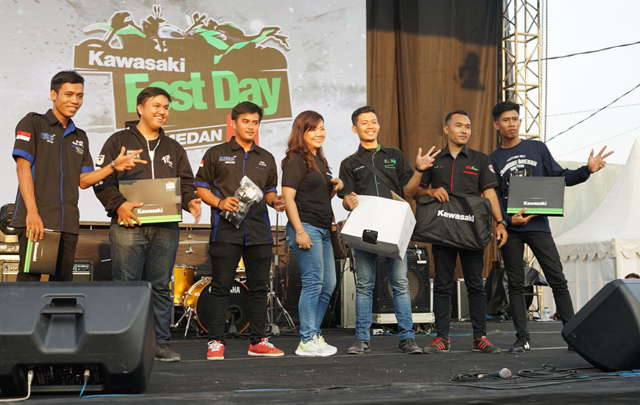 Kawasaki Fest Day Medan "Pecah" dengan 500 Bikers  