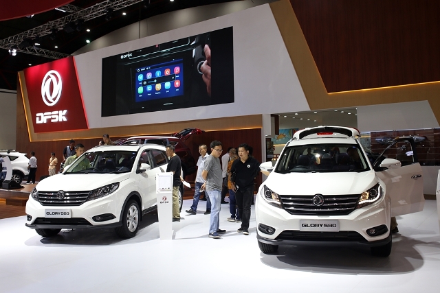 DFSK Indonesia Tampilkan SUV GLORY 580 dari Pasir  