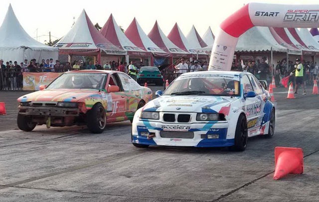 Alinka Hardianti Jadi Jawara Putaran 1 Kejurnas Drift 2018  