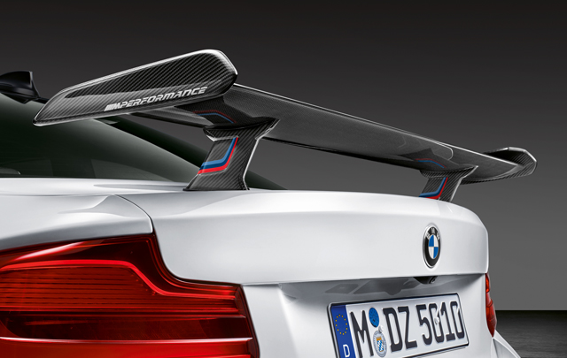 Gantengnya BMW M2 Competition Pakai M Performance Parts  