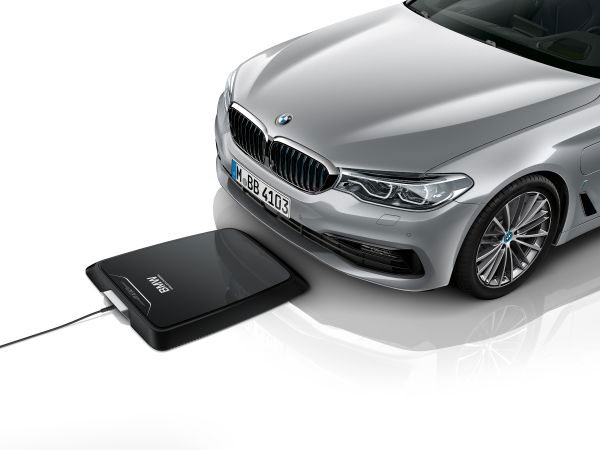 BMW Wireless Charging, Tak Repotkan Pemilik Mobil  