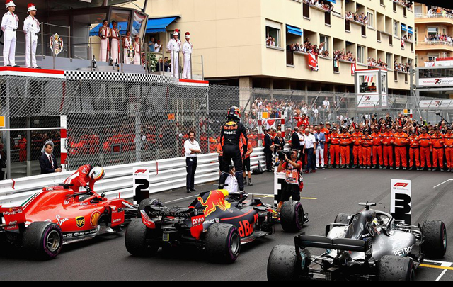 F1 Monaco 2018: Kemenangan Daniel Ricciardo Bawa Tim Rayakan 250 Kali Ikut Balapan  
