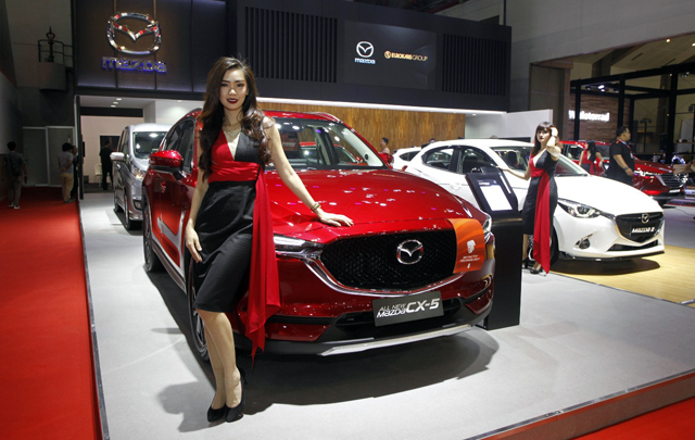 Lampaui Target, Mazda Semringah dengan Penjualan di IIMS 2018  