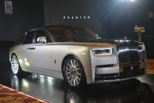 New Rolls-Royce Phantom Meluncur di Jakarta, Harganya Fantastis  