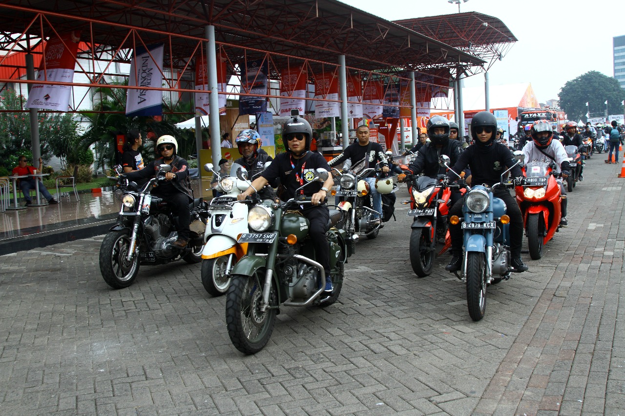 Keseruan Bikers Sunmori Menuju IIMS 2018  