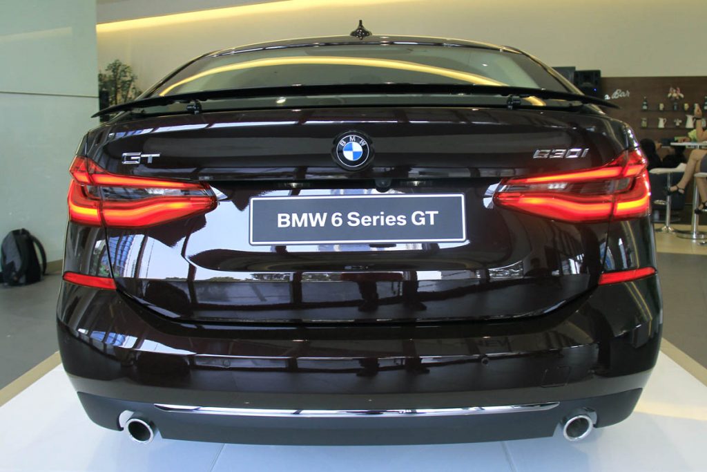 BMW 630i Gran Turismo, Kombinasi Unik Dengan Desain Elegan  