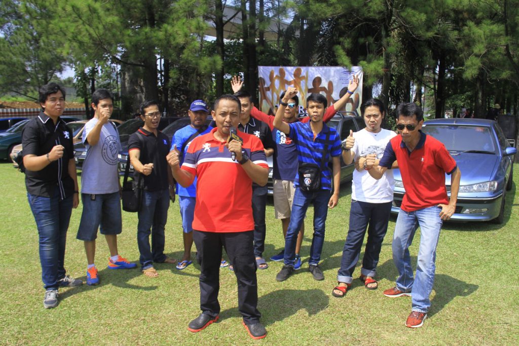 Dari Acara Halal Bihalal Pecinta Peugeot  