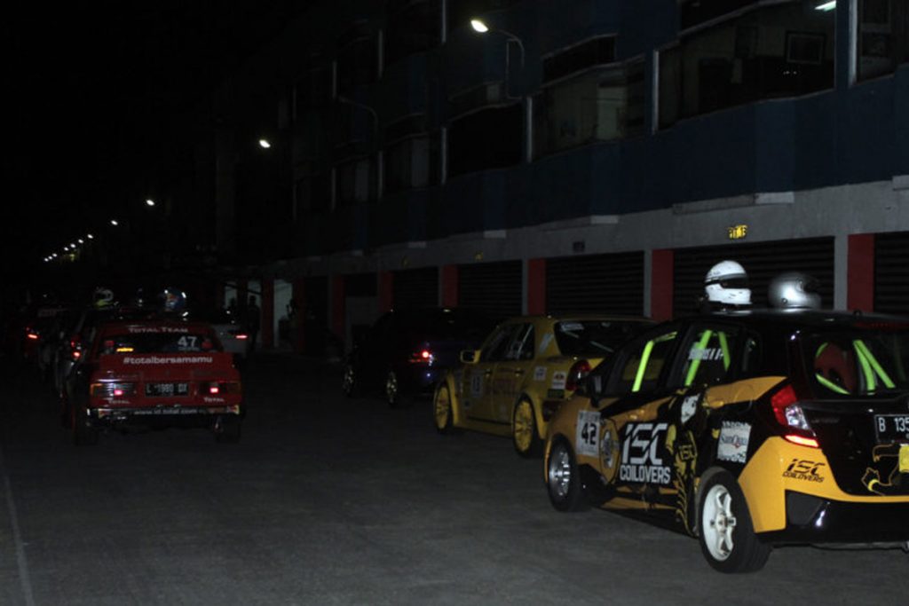 Balap Malam Hari, Yang Penting Safety  