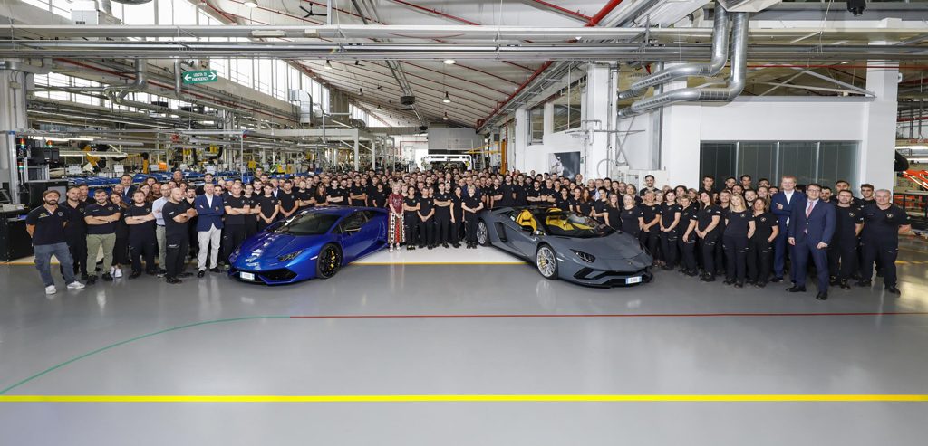 Kenapa Lamborghini dengan Aventador dan Huracan?  