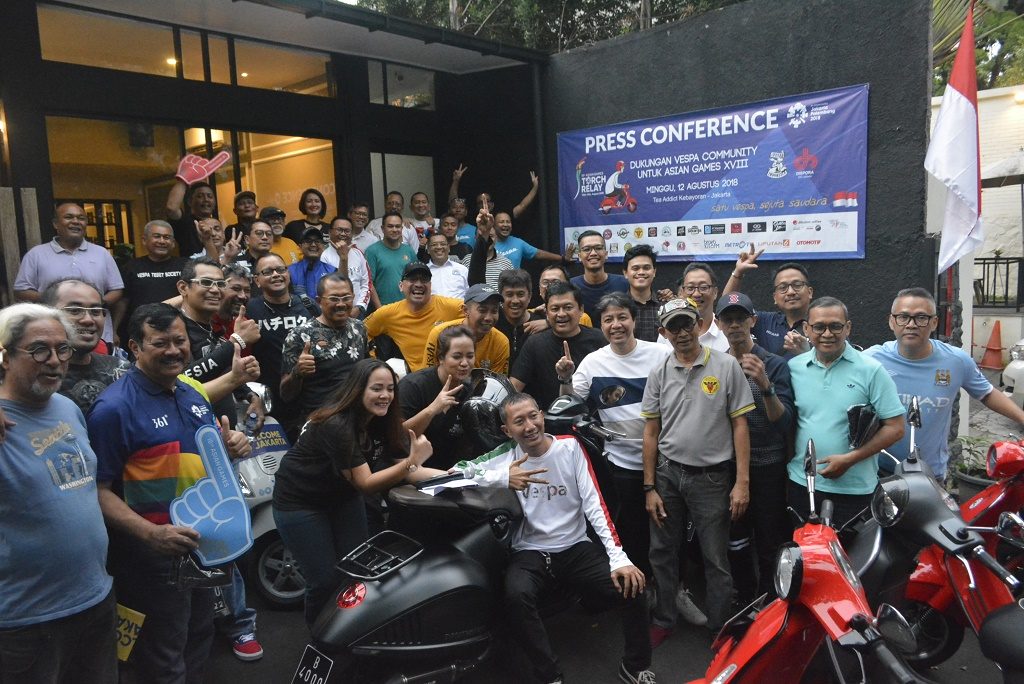 Komunitas Vespa Jakarta Siap Kawal Obor Asian Games 2018  