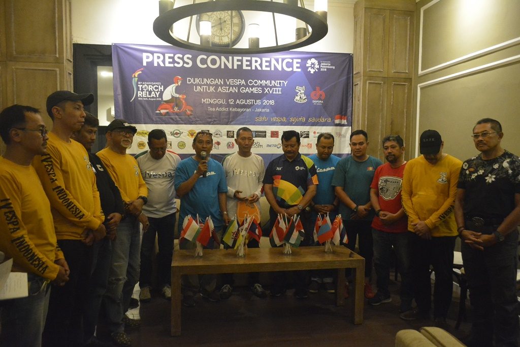 Komunitas Vespa Jakarta Siap Kawal Obor Asian Games 2018  