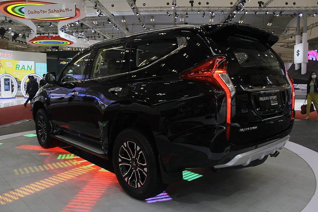 SUV Mitsubishi Ini Menggoda Pengunjung GIIAS 2018  