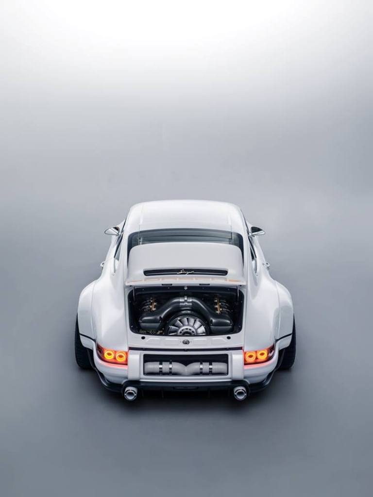 Porsche 911, Pesanan Serba Ringan  