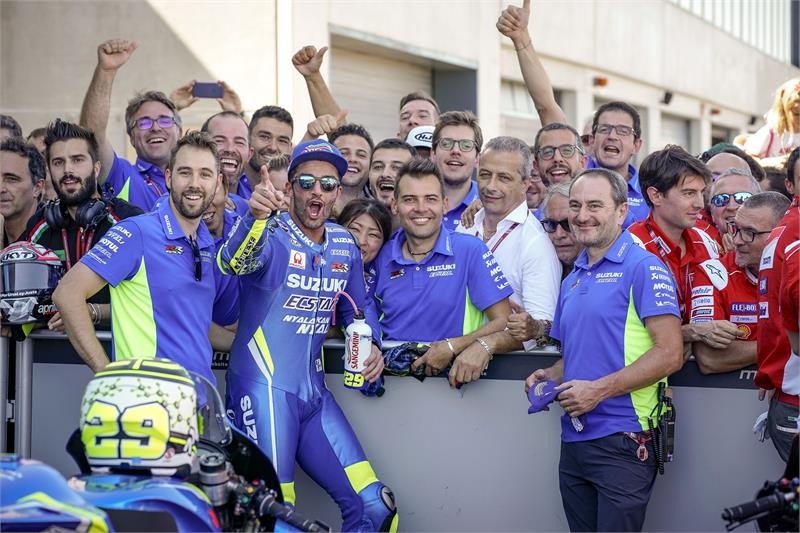 Andrea Iannone Raih Podium Kebanggaan di MotoGP Aragon  
