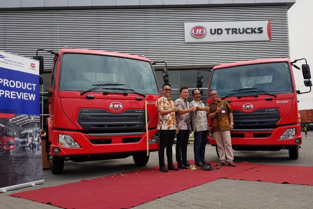UD Truck Perkenalkan Kruzer di Surabaya  