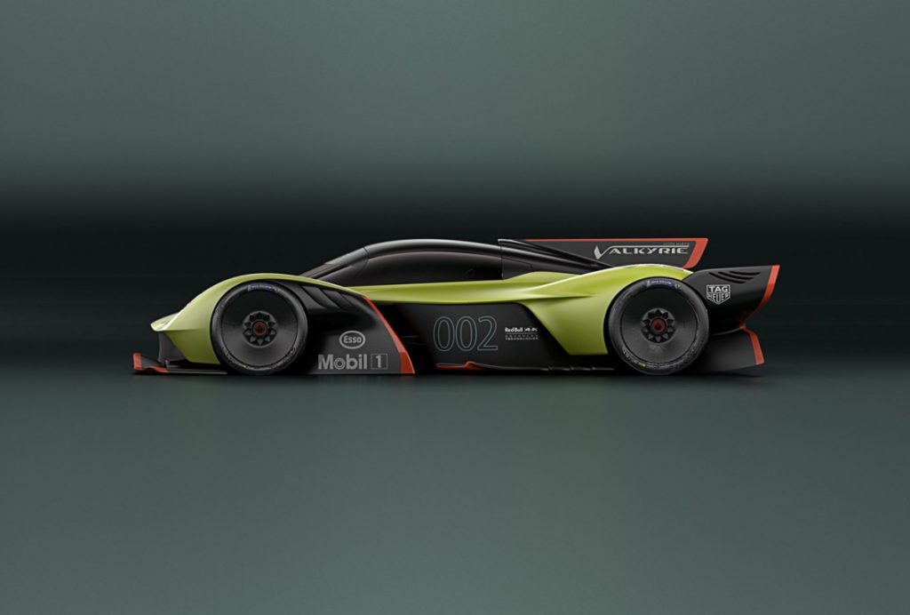 Aston Martin Project '003', Bisa di Jalan Raya & Sirkuit  