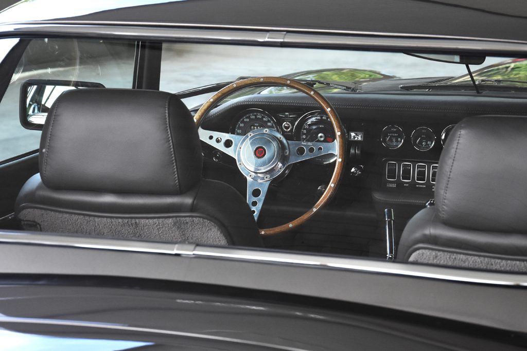 Jaguar E-Type, Perpaduan Performa dan Modernisasi  