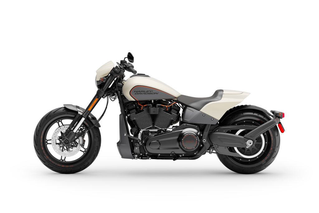 Tak Perlu Modifikasi, Harley-Davidson FXDR 114 Sudah Keren!  