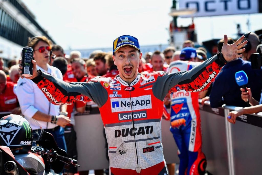 Lorenzo Banggakan Ducati Start Terdepan di MotoGP San Marino  