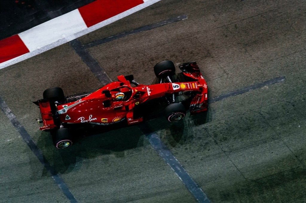 Kualifikasi F1 Singapura 2018 : Hamilton Bikin Kecewa Ferrari  