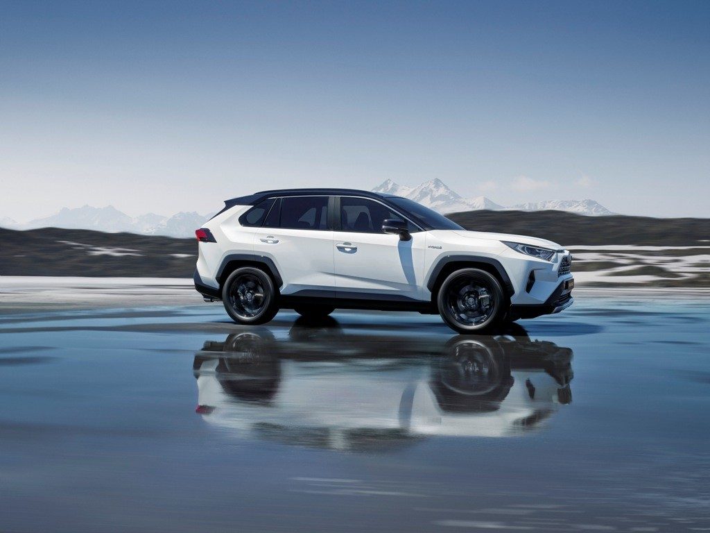 Toyota RAV4 Ikutan di Paris Motor Show 2018  