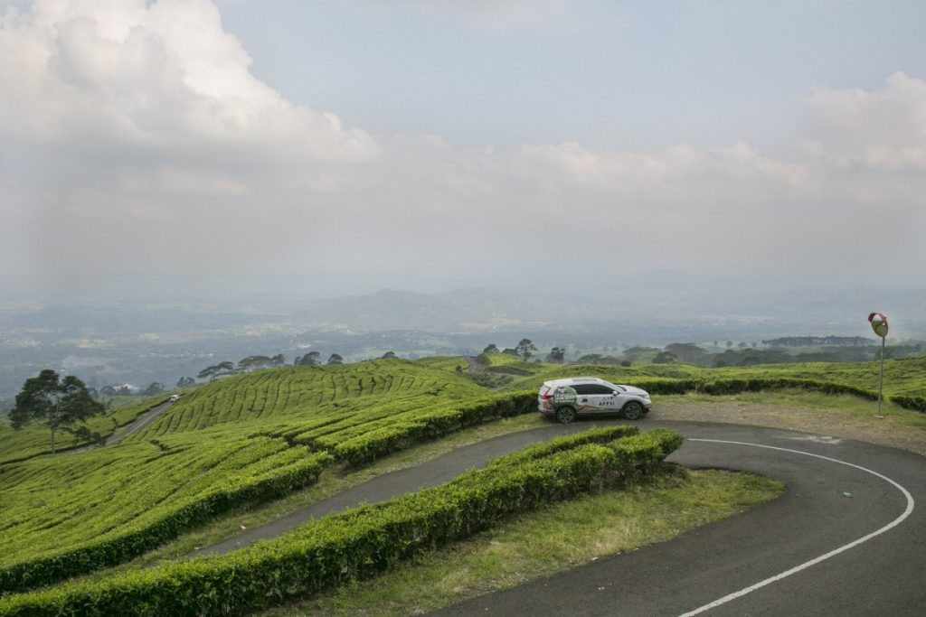 Perjalanan Honda CR-V Turbo Singgah di Kota Lampung  