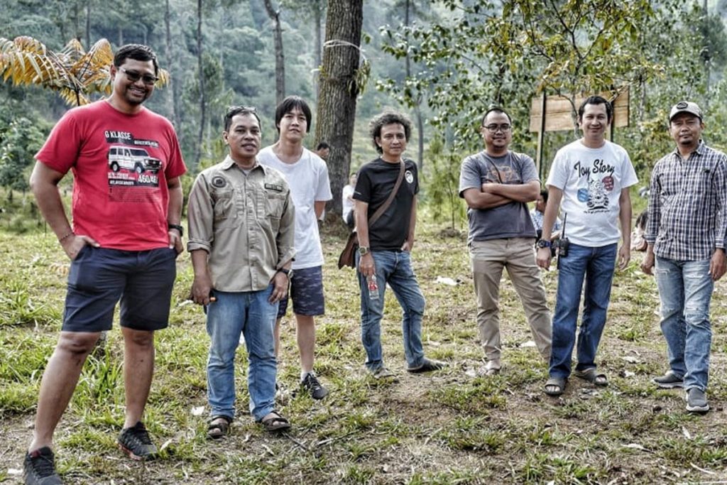Gelar 'Camping', Cara MJI Nikmati Keindahan Alam Indonesia  