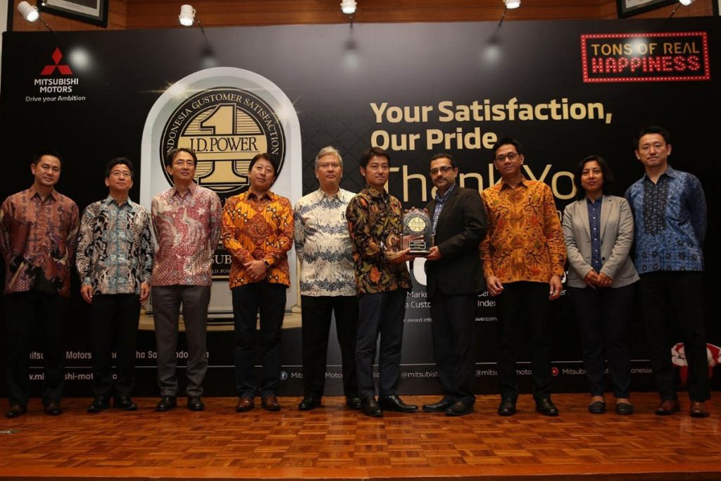 Mitsubishi Peringkat Tertinggi Studi Indonesia CSI 2018  