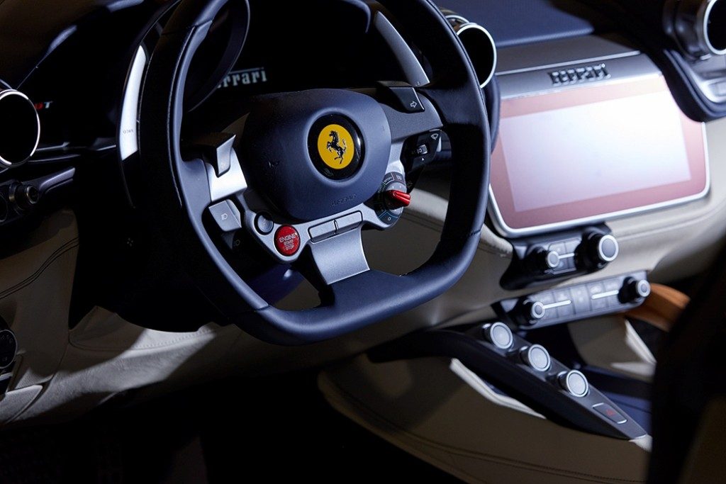 Menikmati "The Art of Ferrari Tailor Made" di Jepang