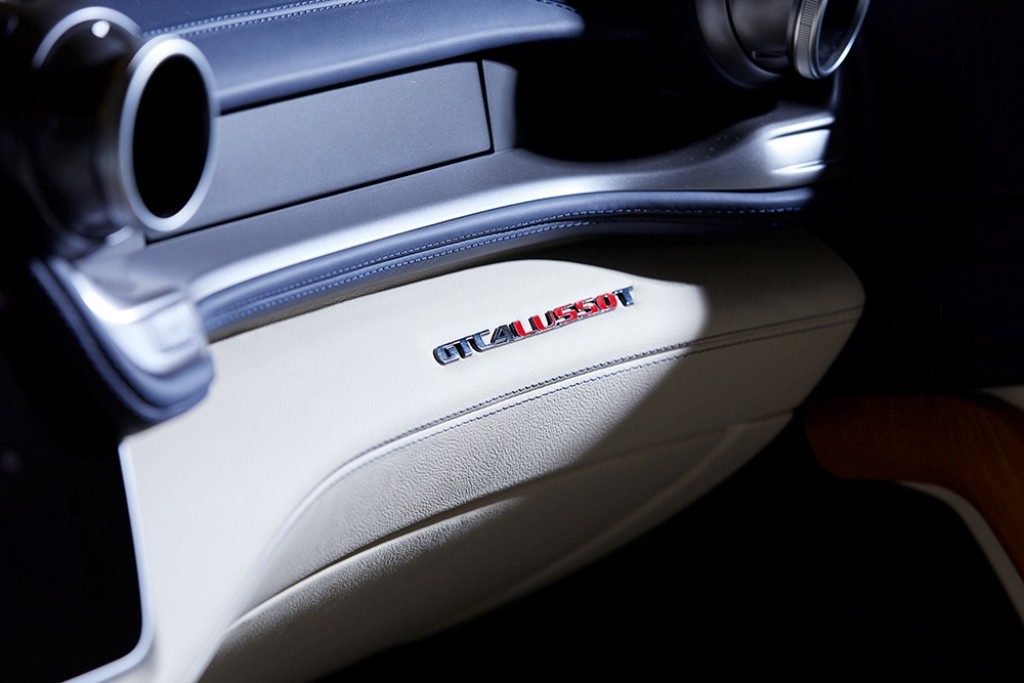 Menikmati "The Art of Ferrari Tailor Made" di Jepang